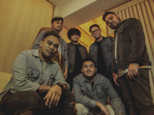 Barry Likumahuwa & The Rhytm Service Ajak Basboi di Single Perdana "Move On Up"